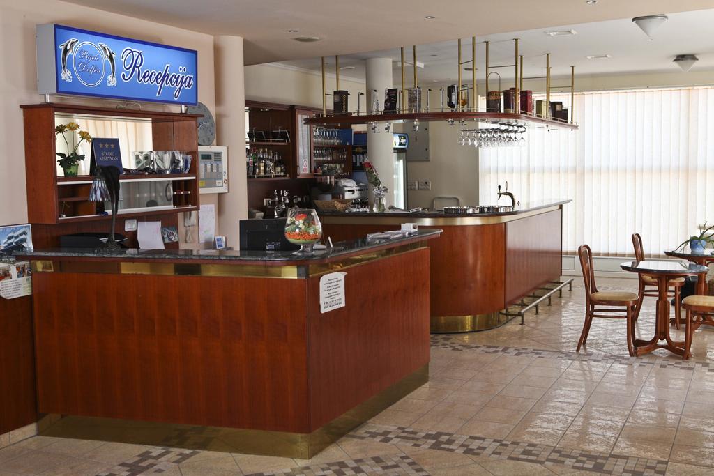 Studio Apartmani Bijeli Delfin Biograd Na Moru Extérieur photo