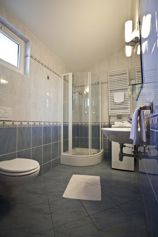 Studio Apartmani Bijeli Delfin Biograd Na Moru Chambre photo