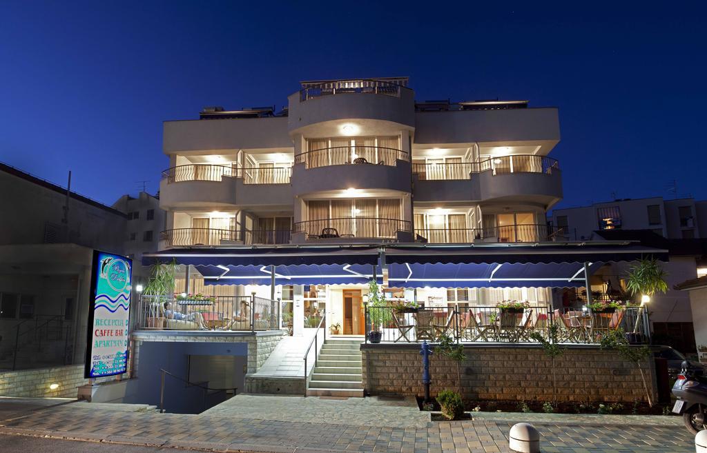 Studio Apartmani Bijeli Delfin Biograd Na Moru Extérieur photo